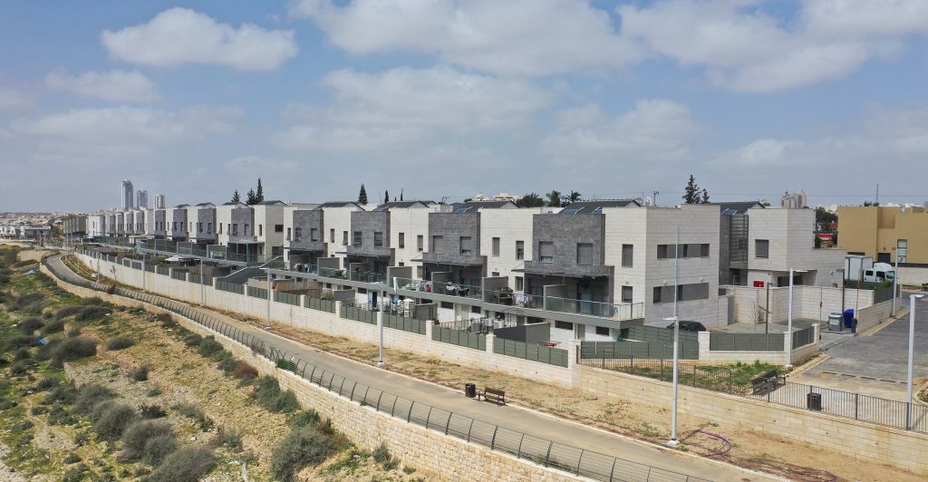 אביסרור בנווה נוי, באר שבע