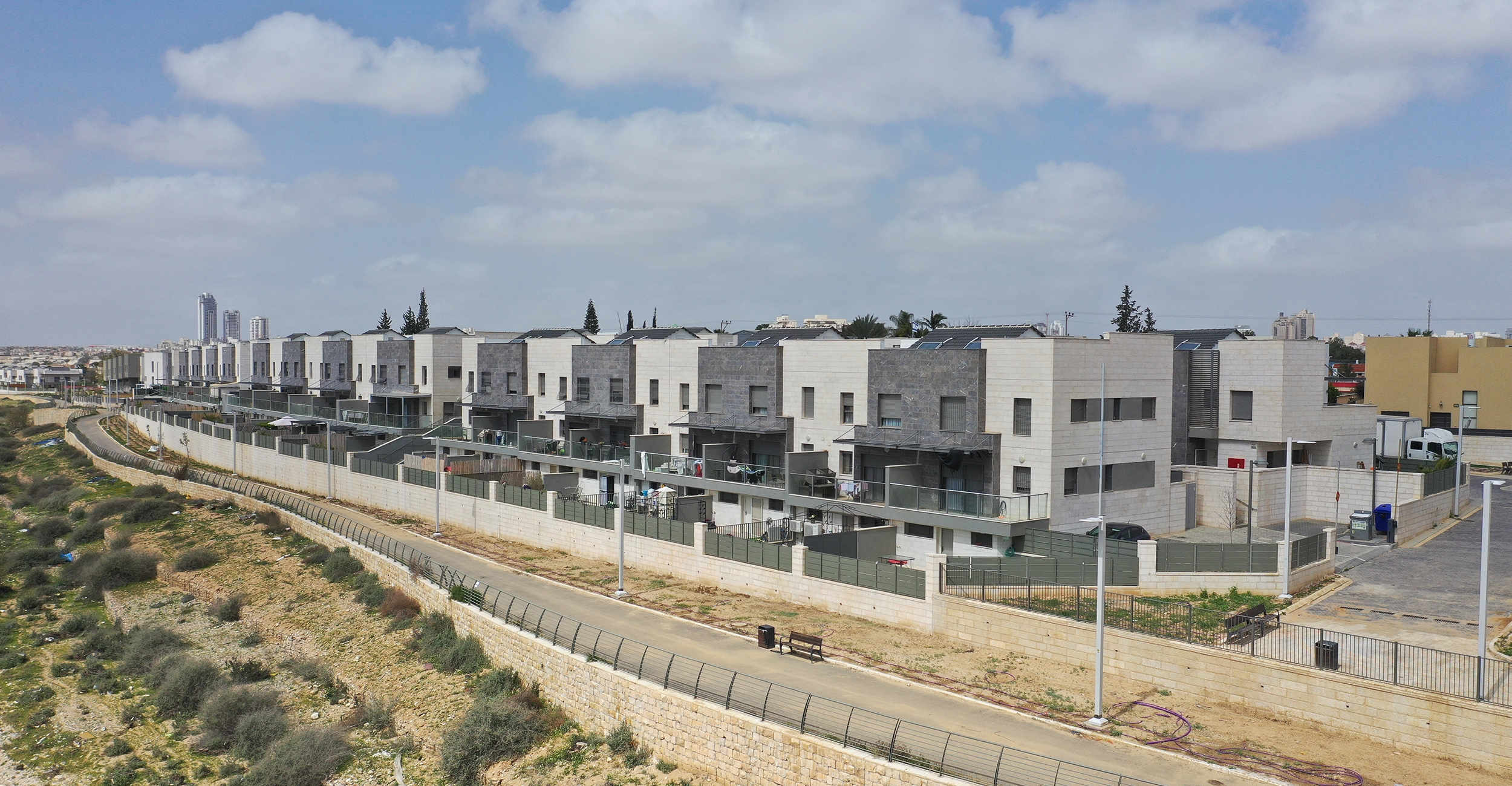 אביסרור בנווה נוי, באר שבע